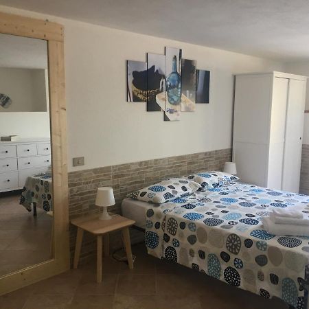 B&B Tavolara Puntaldia Ngoại thất bức ảnh
