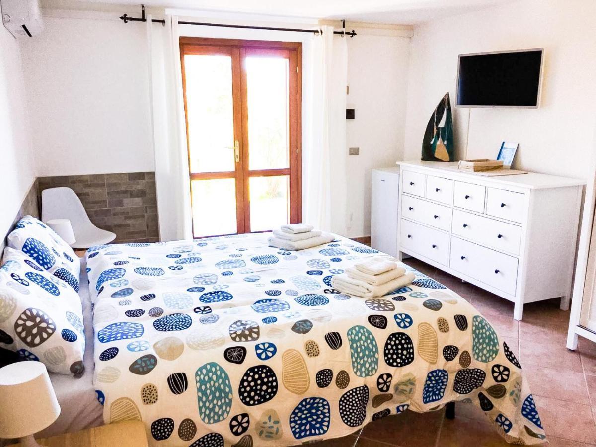 B&B Tavolara Puntaldia Ngoại thất bức ảnh