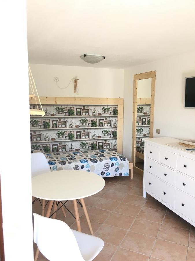 B&B Tavolara Puntaldia Ngoại thất bức ảnh