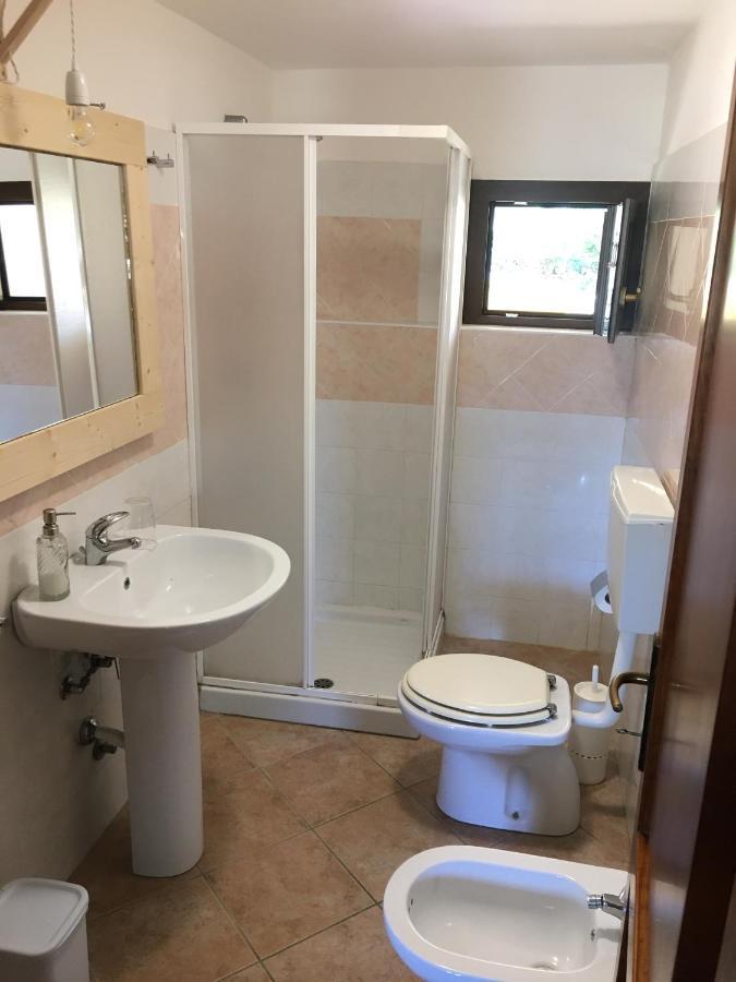 B&B Tavolara Puntaldia Ngoại thất bức ảnh